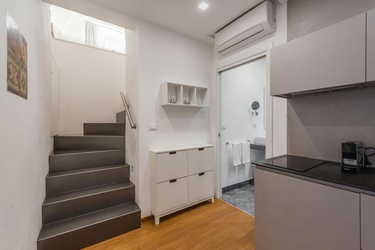 Rg8 Independent Apartment Catania Exterior photo